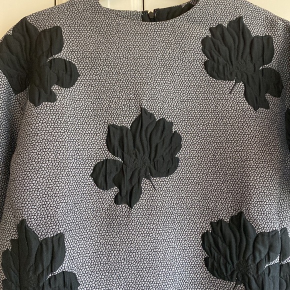 NWT ASOS “white” oversized shift dress with floral design, size 4 - Picture 3 of 4